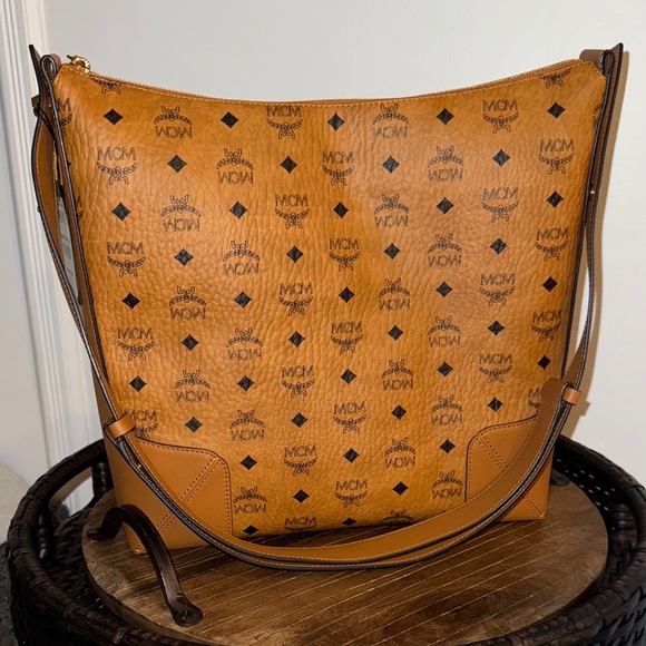 MCM Cognac Klara Visetos Hobo Bag Large - Picture 2 of 10